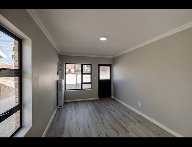 2 BEDROOM TOWNHOUSE FOR SALE IN C PLACE
